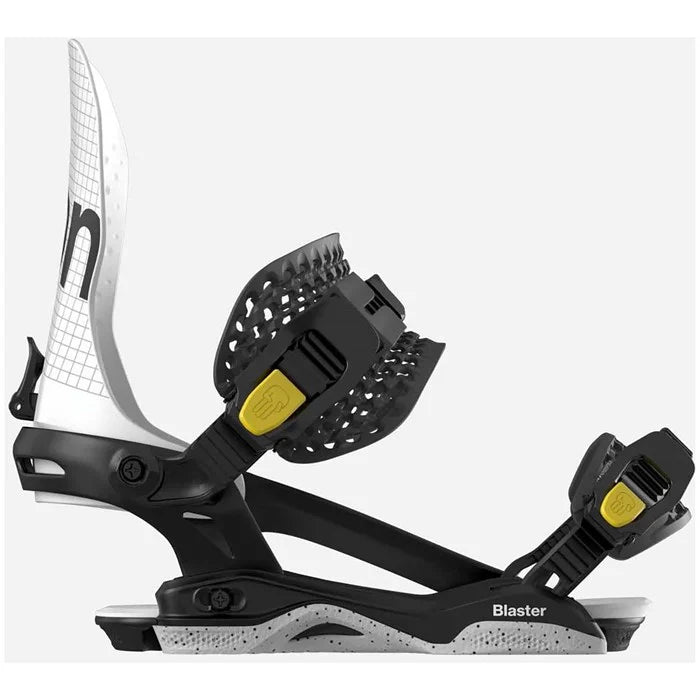 Blaster Asymwrap Snowboard Binding 2025