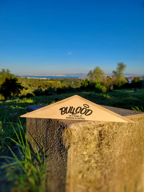 Pyramid Bullgod Fingerboards