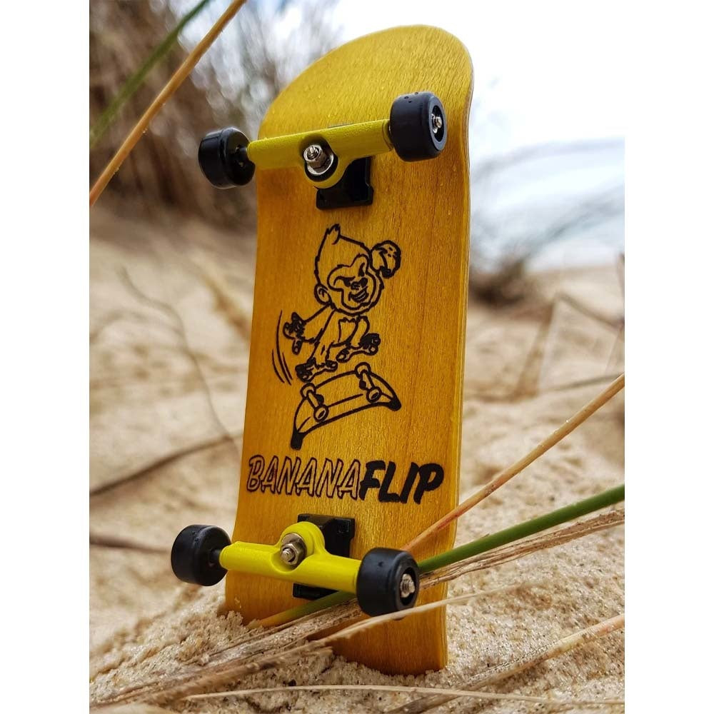 32mm Banana Flip Pro Fingerboard Complete 2023