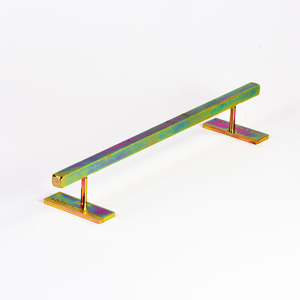 Iron Rail Square Low Gold Fingerboard Rail 2022